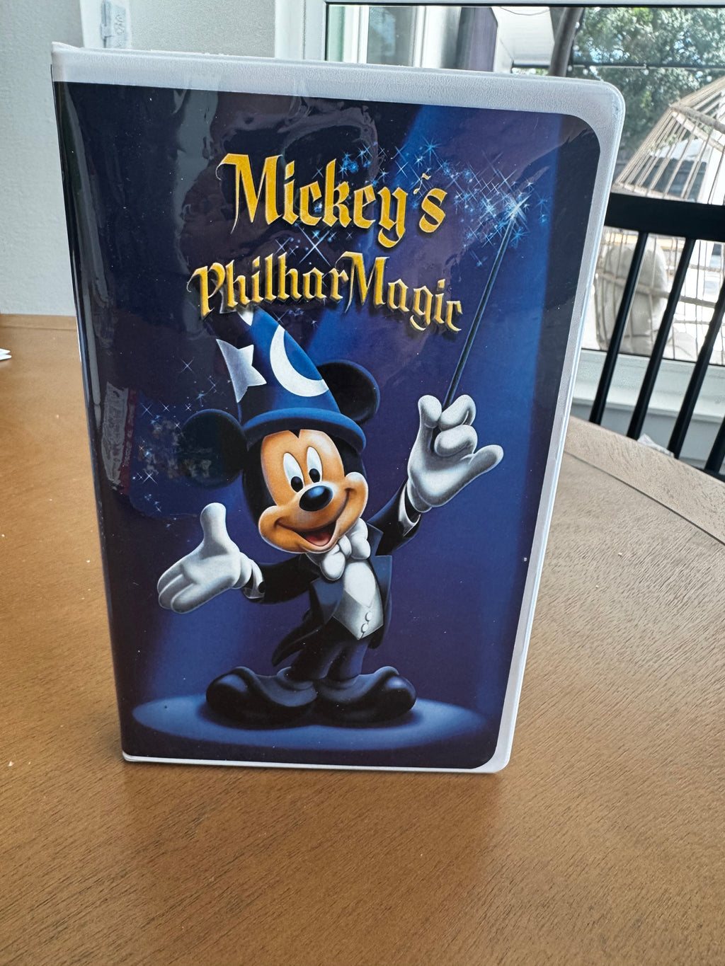 VHS pin case Mickeys Philharmagic